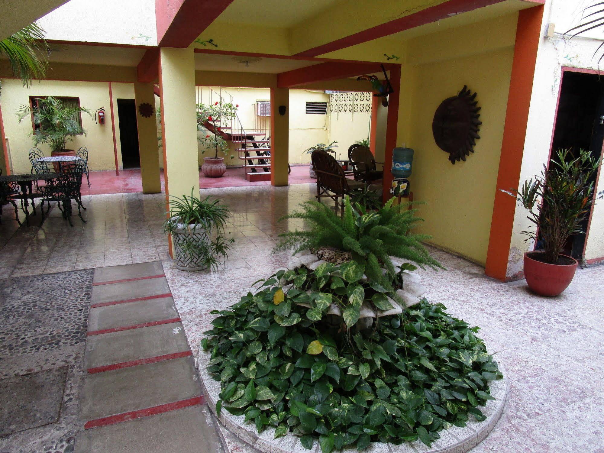 Hotel Lorimar La Paz Kültér fotó